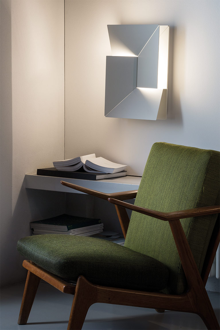 Wall Shadows Moyen Lamp by Nemo Lamps Wall Shadows Moyen Lamp by Nemo Lamps